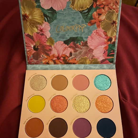 Cabana Club Colourpop - Picture 1 of 3
